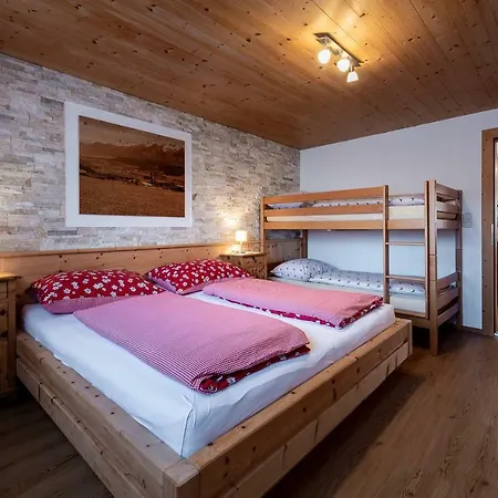 Familie Sponring - Maxnhagerhof Apartament